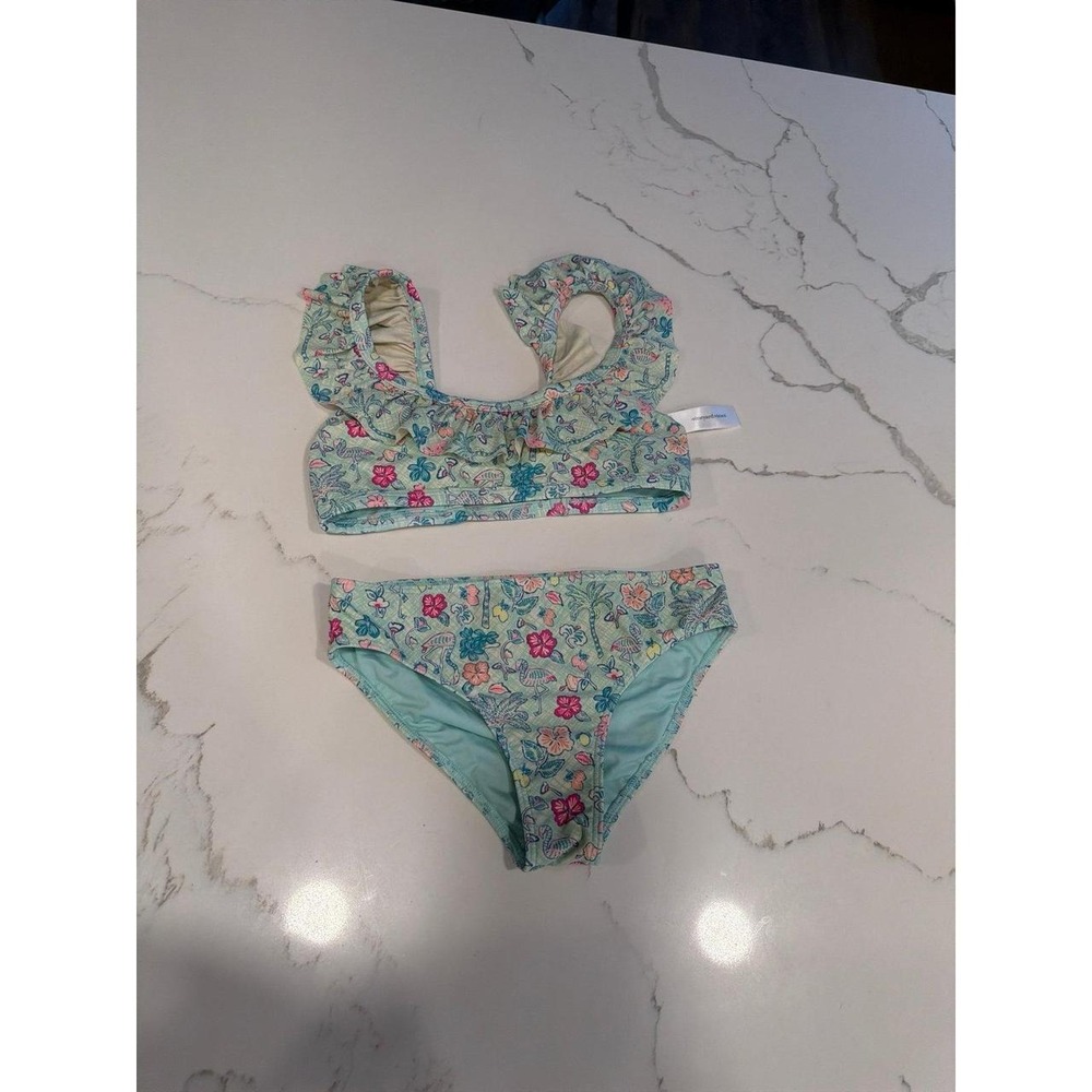 Vineyard Vines girls' two-piece swimsuit features a tropical floral print 10-12